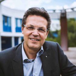 Frank Muecklich